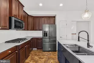 9366 Esplanade Ct, Owings Mills, MD 21117 - Photo 18