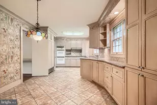 2 Kenmont Ct, Owings Mills, MD 21117 - Photo 20