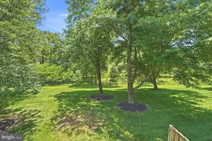 27 Lighttown Ct, Baltimore, MD 21208 - Photo 36