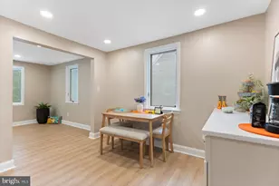 409 Oak Ct, Baltimore, MD 21228 - Photo 34