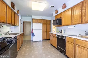6609 Amleigh Rd, Baltimore, MD 21209 - Photo 20