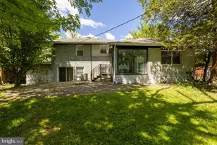 6609 Amleigh Rd, Baltimore, MD 21209 - Photo 4
