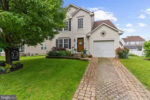 4527 Greencove Cir, Sparrows Point, MD 21219 - Photo 4