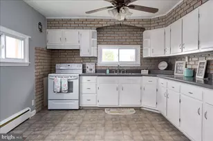 2507 Gehb Ave, Baltimore, MD 21227 - Photo 8