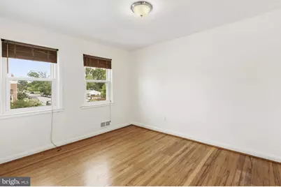 8300 Ridgely Oak Road, Baltimore, MD 21234 - Photo 10