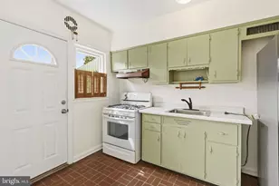 8300 Ridgely Oak Rd, Baltimore, MD 21234 - Photo 8