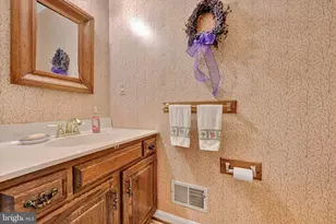 5A Dellwood Ct, Cockeysville, MD 21030 - Photo 16