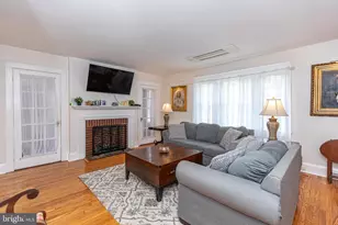 404 Allegheny Ave, Towson, MD 21204 - Photo 16