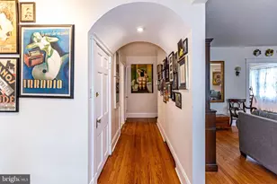 404 Allegheny Ave, Towson, MD 21204 - Photo 12