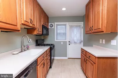 1726 Redwood Avenue, Parkville, MD 21234 - Photo 6