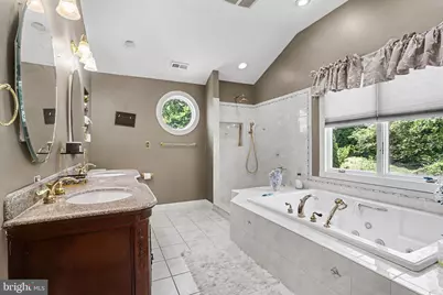 9836 Harford Road, Parkville, MD 21234 - Photo 26