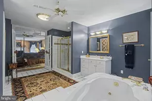 1 Lakecrest Ct, Towson, MD 21286 - Photo 58