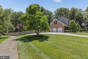 1 Lakecrest Ct, Towson, MD 21286 - Photo 88