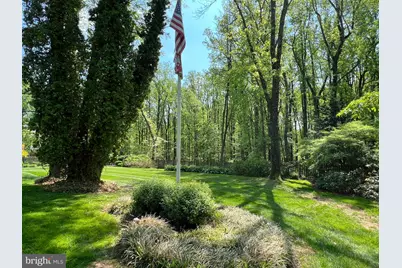 1 Lakecrest Court, Towson, MD 21286 - Photo 6
