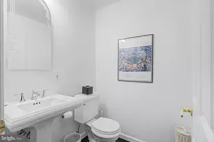 1 Lakecrest Ct, Towson, MD 21286 - Photo 72