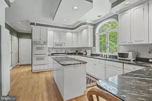1 Lakecrest Ct, Towson, MD 21286 - Photo 34