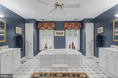 1 Lakecrest Court, Towson, MD 21286 - Photo 56