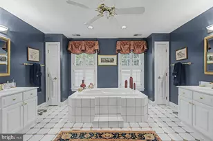 1 Lakecrest Ct, Towson, MD 21286 - Photo 56