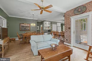 1 Lakecrest Ct, Towson, MD 21286 - Photo 32