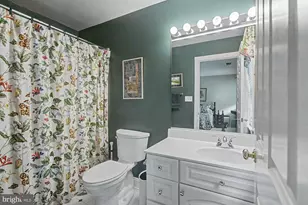 1 Lakecrest Ct, Towson, MD 21286 - Photo 56