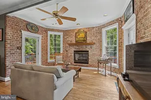 1 Lakecrest Ct, Towson, MD 21286 - Photo 30