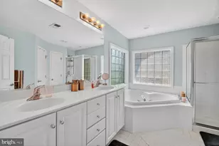 101 New Market Ct, Baltimore, MD 21228 - Photo 24