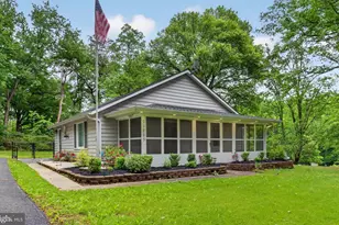 11225 Arbutus Ave, Bradshaw, MD 21087 - Photo 2