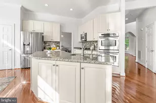 2510 Stone Cliff Dr, Baltimore, MD 21209 - Photo 12