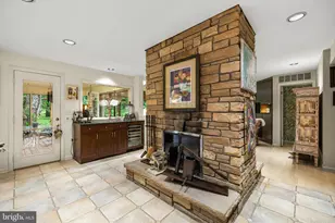 11904 Ridge Valley Dr, Owings Mills, MD 21117 - Photo 18