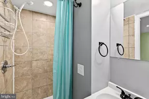 2225 Ellen Ave, Parkville, MD 21234 - Photo 32