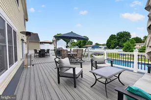 2410 East Ave, Baltimore, MD 21219 - Photo 10