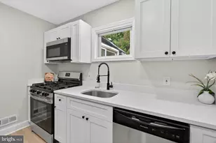 8723 Roper Rd, Parkville, MD 21234 - Photo 12
