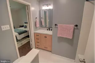 650 Marianne Ln, Catonsville, MD 21228 - Photo 18
