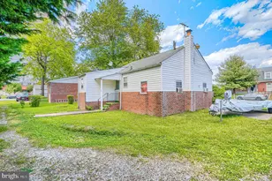 502 Grovethorn Rd, Middle River, MD 21220 - Photo 2