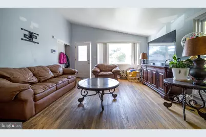 4125 Ronis, Pikesville, MD 21208 - Photo 2