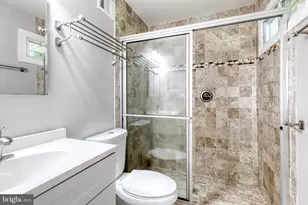 127 Dublin Dr, Lutherville Timonium, MD 21093 - Photo 16