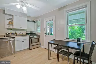 8438 Oakleigh Rd, Baltimore, MD 21234 - Photo 10