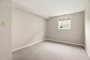 17 Warren Lodge Ct, Cockeysville, MD 21030 - Photo 12