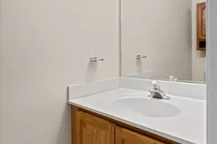 4725 Greencove Cir, Sparrows Point, MD 21219 - Photo 18
