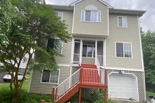 17 Hidden Cove Ct, Middle River, MD 21220 - Photo 1
