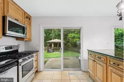 404 Crosby, Baltimore, MD 21228 - Photo 8