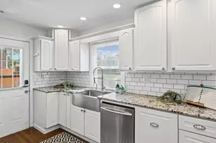8930 Parlo Rd, Baltimore, MD 21236 - Photo 12
