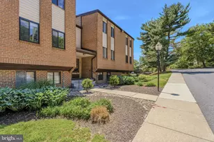 1811 Snow Meadow Ln, Baltimore, MD 21209 - Photo 1