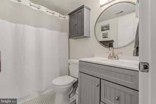 1811 Snow Meadow Ln, Baltimore, MD 21209 - Photo 14