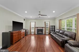 9608 Fable Dr, Owings Mills, MD 21117 - Photo 16