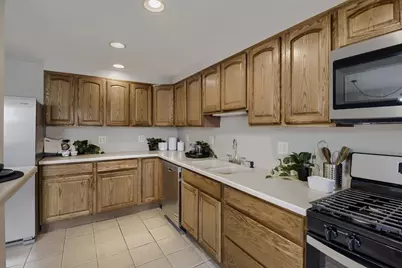 938 Circle Drive, Halethorpe, MD 21227 - Photo 4
