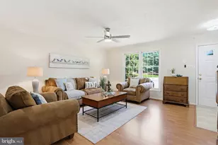 17 Wensley Dale Ct, Owings Mills, MD 21117 - Photo 4