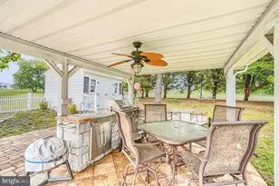 7218 Sollers Point Rd, Baltimore, MD 21222 - Photo 52