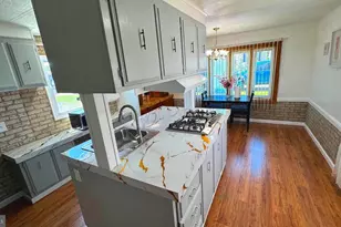 28 Rockywood Ln, Essex, MD 21221 - Photo 18