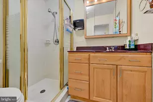 6606 Baythorne Rd, Baltimore, MD 21209 - Photo 20